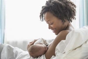 childbirth classes, birthing classes near me, childbirth classes near me, online birthing classes, Mom holding baby after birth